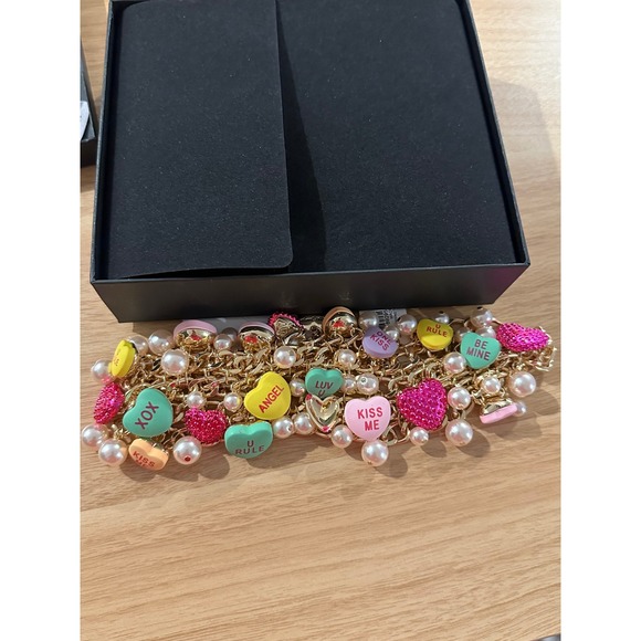 Betsy Johnson Conversation Heart Charm Necklace Gold Tone Pearls Pink - Picture 5 of 7